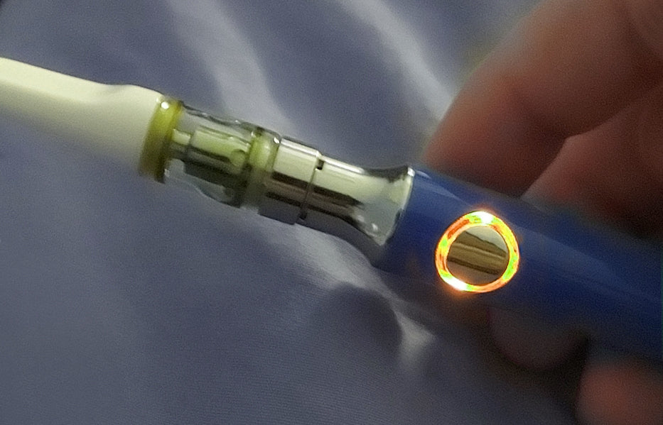 blinking light vape